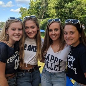 Meet your Posher, Nell